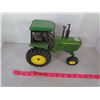 Image 2 : John Deere 4255 Tractor