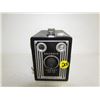 Image 2 : Canadian Kodak Co LTD "Brownie" Target six-20 Vintage Camera