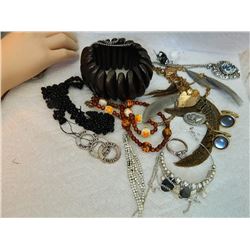 ASSORTED JEWELRY & MORE