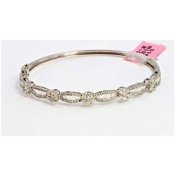 18K White Gold 9.15gm BANGLE
