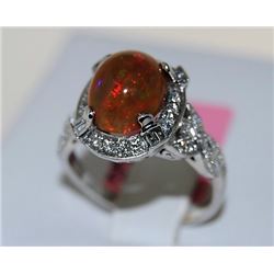 2.14ct Opal 18K White Gold 4.85 Ring