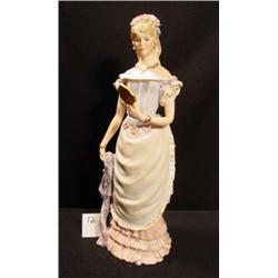 CYBIS VIOLETTA Opera Figurine #38