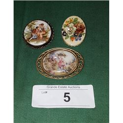 3 VINTAGE BROOCH PINS