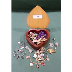 HEART SHAPED WOODEN KEEPSAKE BOX