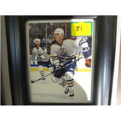 JAS0ON ARNETT AUTOGRAPHED PICTURE