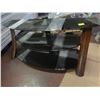 Image 1 : 3 TIER TV STAND