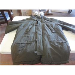 MENS GEORGE GREEN WINTER JACKET SZ LARGE