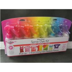 New one step Spray Dye Kit / 44 PIECE / up to 21 projects