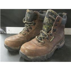 Red Head Gortex Hiking Boots / mens size 9 / Leather