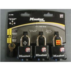 New set of 3 Master Locks all keyed alike / weather resistant