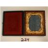 Image 2 : Ca 1856 TIN TYPE Photo Case