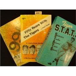 DETROIT TIGERS BASEBALL BOOKS