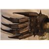 Image 1 : GANGS OF NEW YORK HELL-CAT MAGGIE SCREEN MATCHED HERO CLAW