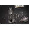 Image 3 : TERMINATOR 2 T2 PRODUCTION USED METAL ENDO SKELETON PIECES