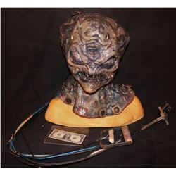 ALIEN MUTANT CREATURE FULL HEAD WEARABLE ANIMATRONIC MASK 1