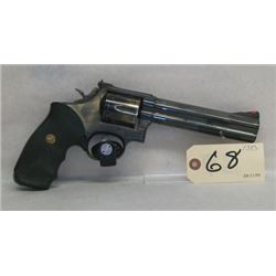 S & W MODEL 586 REVOLVER