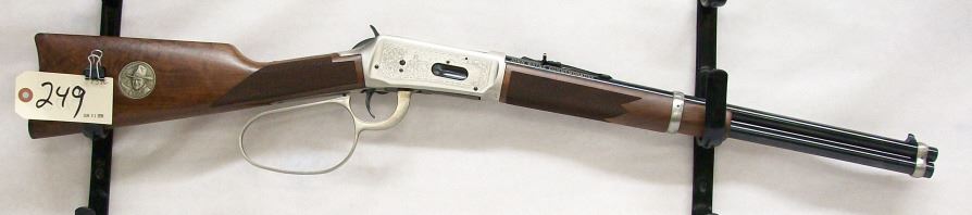 WINCHESTER JOHN WAYNE COMMEMORATIVE RIFLE - Landsborough Auctions