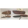 Image 2 : BOX LOT KNIVES