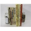 Image 1 : 12 BOOK BOX LOT