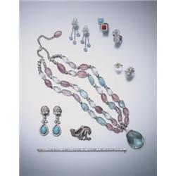 A PAIR OF TURQUOISE AND DIAMOND EARPENDANTS, CA. 1950