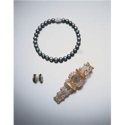 A PAIR OF SAPPHIRE AND DIAMOND EARCLIPS