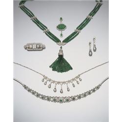 A FINE PAIR OF natural PEARL AND DIAMOND EARPENDANTS, CA. 1935