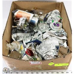 ESTATE BOX OF GLASS FIGURES AND MORE