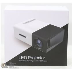 NEW LED PROJECTOR
