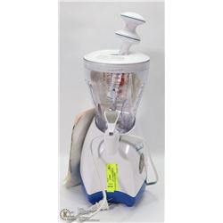 BACK TO BASICS SMOOTHIE JR. BLENDER (NEVER USED)