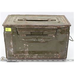 VINTAGE AMMO BOX