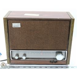 VINTAGE SONY TABLE TOP RADIO 1968