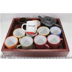 SERVING TRAY WITH 12 LARGE COFFEE CUPS