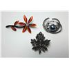 Image 1 : 10 - LOT OF 3 VINTAGE BROOCHES