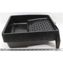GROUP OF 6 BLACK PAINTING TRAYS
