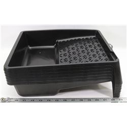 GROUP OF 6 BLACK PAINTING TRAYS