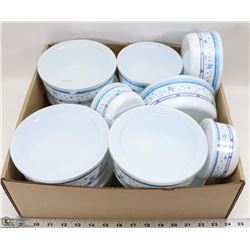FLAT OF FLORAL BLUE & WHITE PLASTIC CONTAINERS