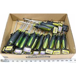 FLAT OF GOLD TOOLS SCREW DRIVERS.