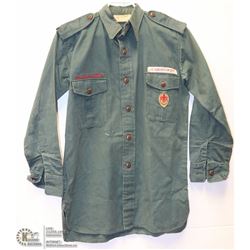 VINTAGE SCOUTS CANADA UNIFORM SHIRT WITH BADGES