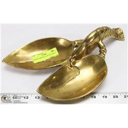 BRASS LOBSTER CLAW ORNAMENT