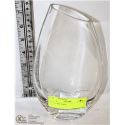 GLASS ART VASE