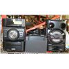 Image 1 : SONY MINI HIFI COMPONENT STEREO W/ SPEAKERS