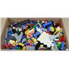 Image 1 : BOX FULL OF VINTAGE LEGO