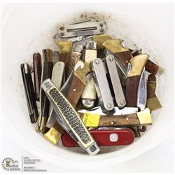 BUCKET OF VINTAGE POCKET KNIVES