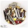 Image 1 : BUCKET OF VINTAGE POCKET KNIVES