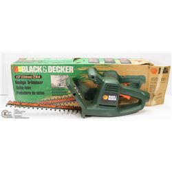 B&D 13: HEDGE TRIMMER. OUTDOOR