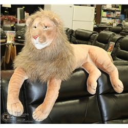 REALISTIC LION PLUSH ANIMAL