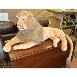 REALISTIC LION PLUSH ANIMAL