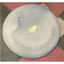 CONCRETE GROUND BIRDBATH 23" WIDE