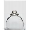 Image 3 : 2) 14K WHITE GOLD DIAMOND RING
