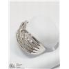 Image 2 : 19) STERLING SILVER DIAMOND RING